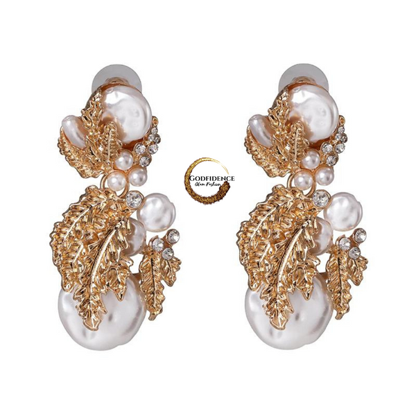 Glamatized Gala |  Exquisitely Crafted Pearl Earrings
